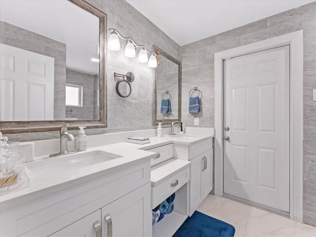 23040 SW 54th Avenue, Boca Raton, FL 33433