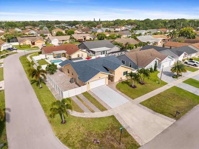 23040 SW 54th Avenue, Boca Raton, FL 33433