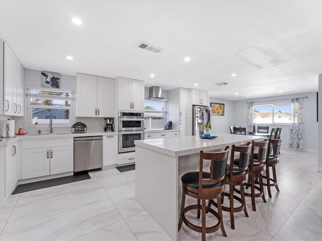 23040 SW 54th Avenue, Boca Raton, FL 33433