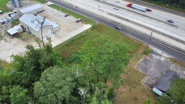 3831 I-10 E, Orange, TX 77630