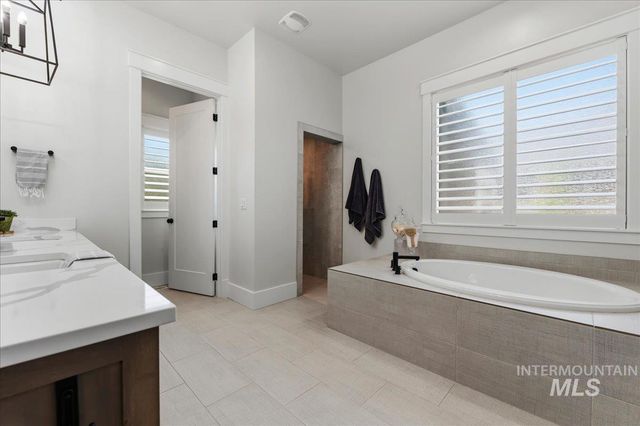 5001 W Tia Inez St., Eagle, ID 83616