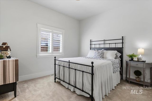 5001 W Tia Inez St., Eagle, ID 83616