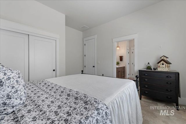 5001 W Tia Inez St., Eagle, ID 83616