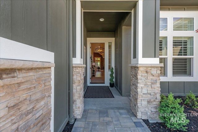 5001 W Tia Inez St., Eagle, ID 83616