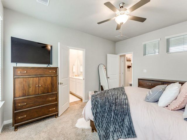 236 Lost Mine Peak LN, Dripping Springs, TX 78620