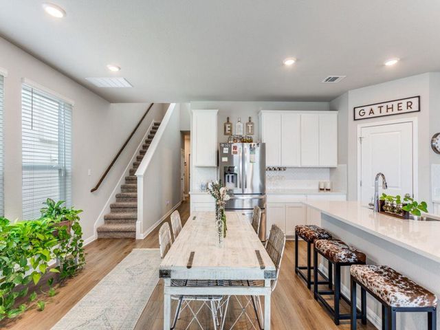 236 Lost Mine Peak LN, Dripping Springs, TX 78620