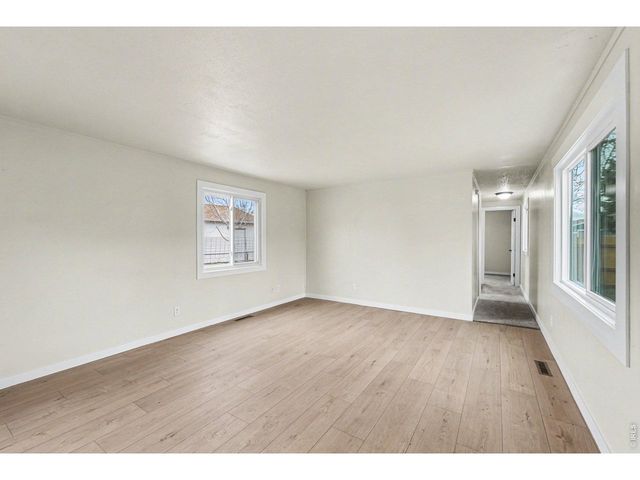 1204 MacJames Ct, Dacono, CO 80514