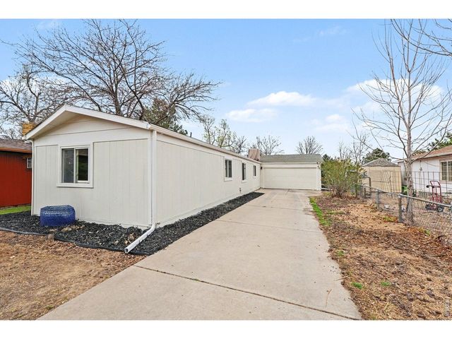 1204 MacJames Ct, Dacono, CO 80514