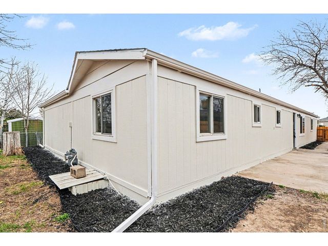 1204 MacJames Ct, Dacono, CO 80514