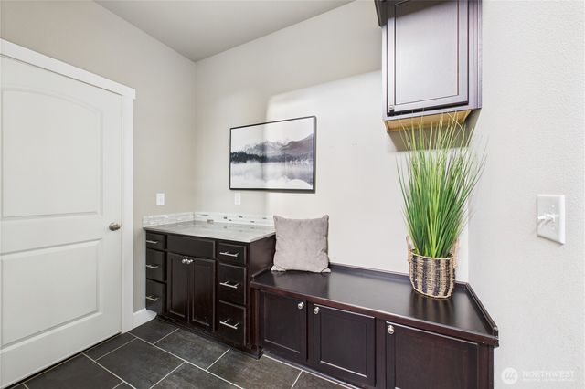 19608 82nd Pl NE, Kenmore, WA 98028