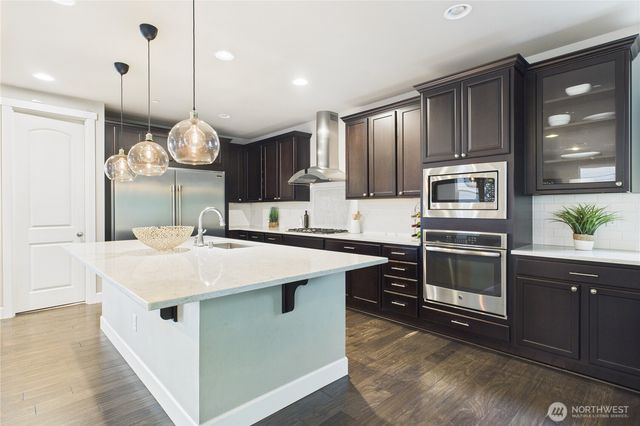 19608 82nd Pl NE, Kenmore, WA 98028