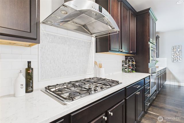 19608 82nd Pl NE, Kenmore, WA 98028