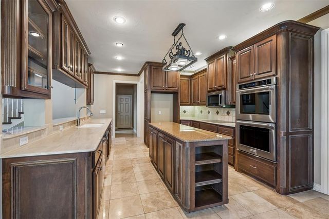2117 Pinnacle Point, Oklahoma City, OK 73170
