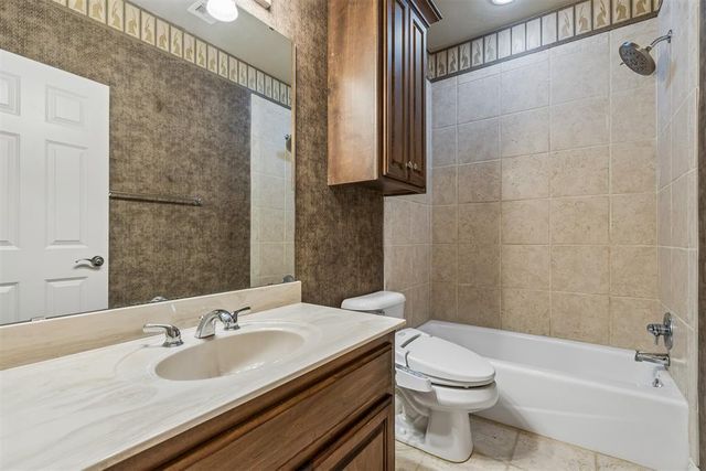2117 Pinnacle Point, Oklahoma City, OK 73170