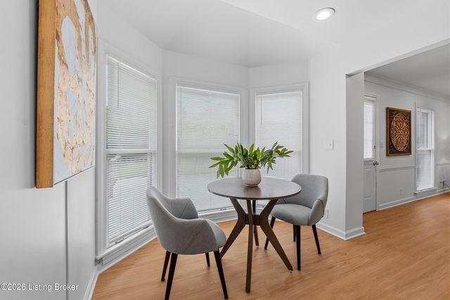 11206 New Stone Ct, Louisville, KY 40223