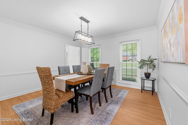 11206 New Stone Ct, Louisville, KY 40223