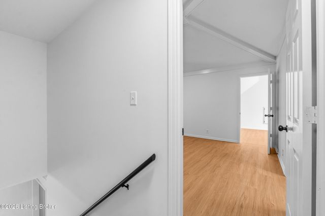 11206 New Stone Ct, Louisville, KY 40223