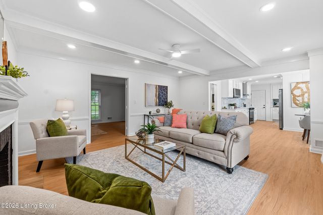 11206 New Stone Ct, Louisville, KY 40223