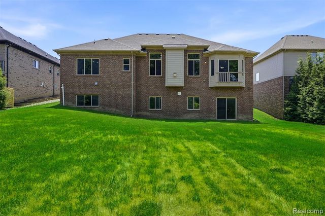 7419 Park Terrace Lane, Shelby Twp, MI 48317