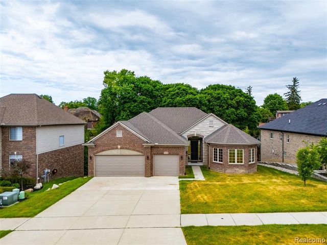 7419 Park Terrace Lane, Shelby Twp, MI 48317