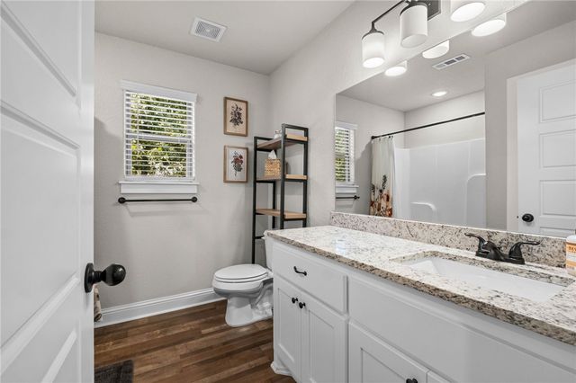 10 Runnymede Lane, Bella Vista, AR 72715
