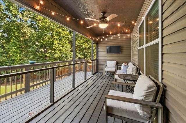 10 Runnymede Lane, Bella Vista, AR 72715
