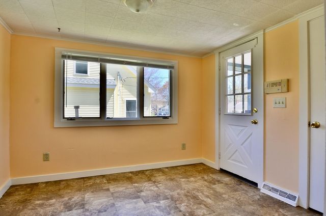 50 Roy St, Northbridge, MA 01588