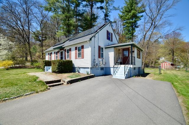 50 Roy St, Northbridge, MA 01588