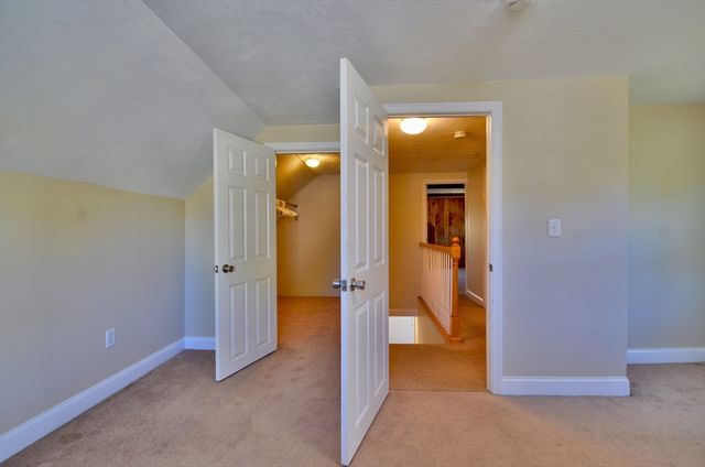 50 Roy St, Northbridge, MA 01588