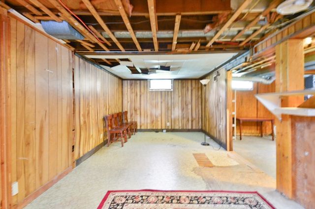 50 Roy St, Northbridge, MA 01588