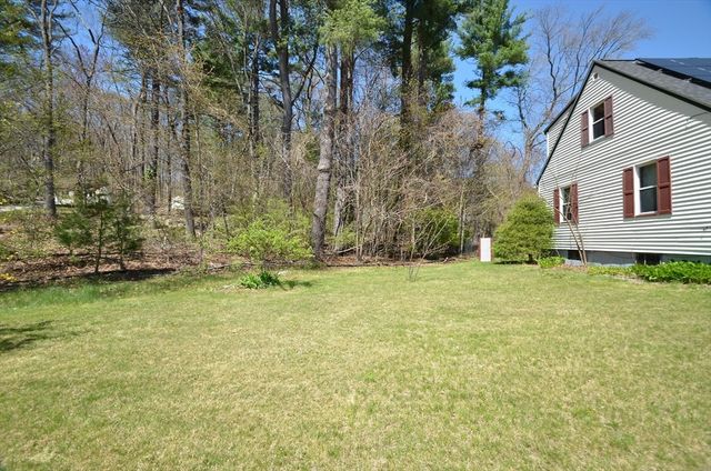 50 Roy St, Northbridge, MA 01588