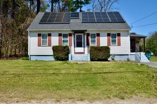 50 Roy St, Northbridge, MA 01588