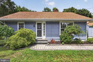 413 CLARKSVILLE RD, Princeton Junction, NJ 08550