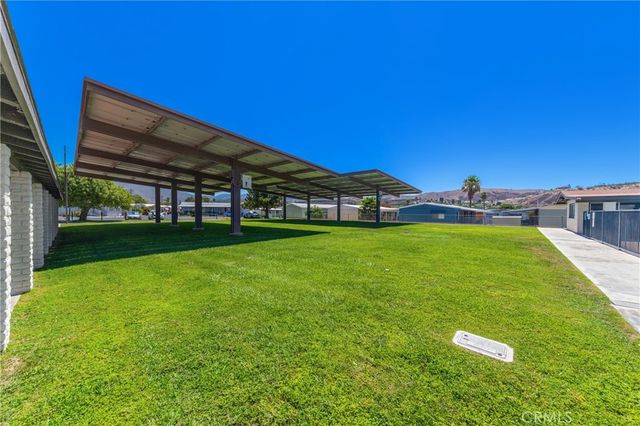 45521 State Highway 74 117, Hemet, CA 92544