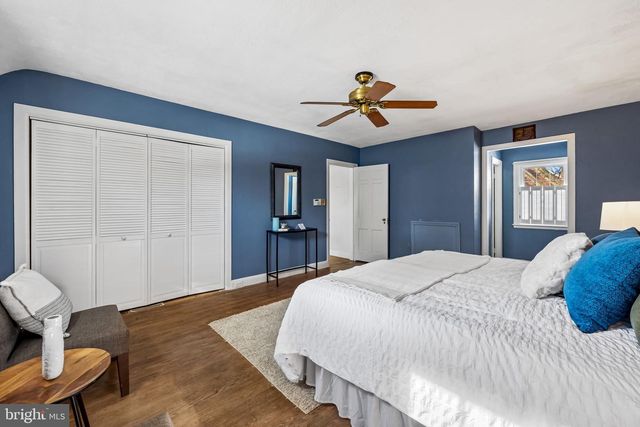 3022 DUNGLOW RD, Baltimore, MD 21222