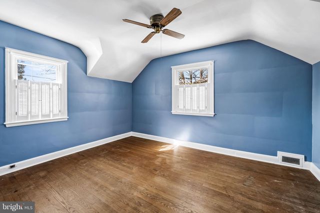 3022 DUNGLOW RD, Baltimore, MD 21222