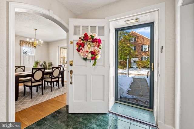 3022 DUNGLOW RD, Baltimore, MD 21222