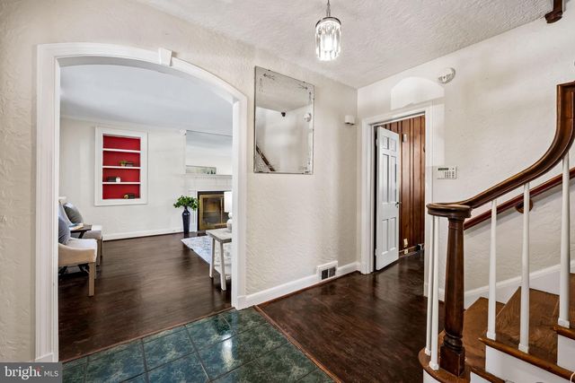 3022 DUNGLOW RD, Baltimore, MD 21222