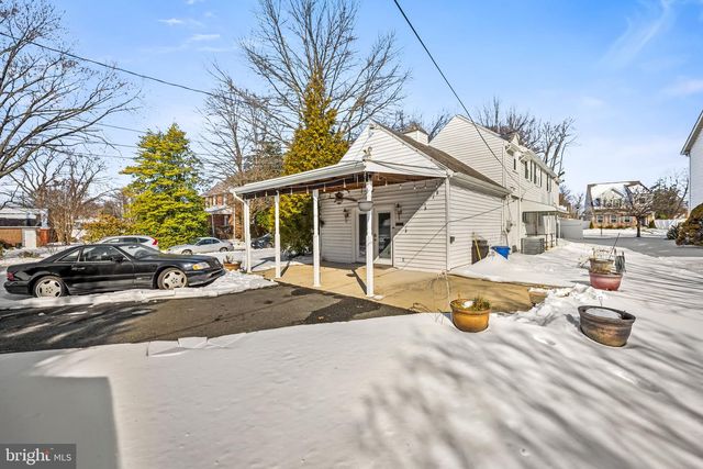 3022 DUNGLOW RD, Baltimore, MD 21222