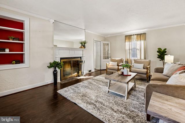 3022 DUNGLOW RD, Baltimore, MD 21222