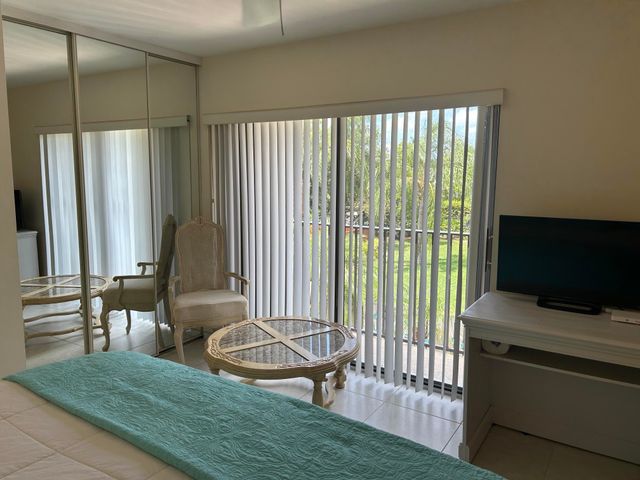 1007 10th Court, Jupiter, FL 33477