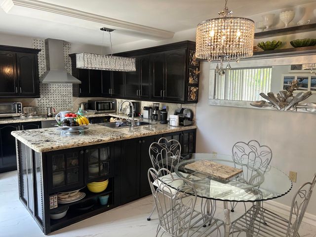 1007 10th Court, Jupiter, FL 33477