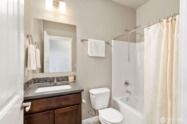 3749 Maritime Drive SW, Bremerton, WA 98312