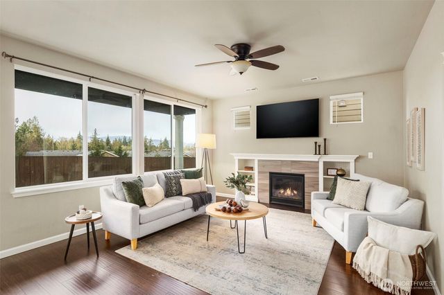 3749 Maritime Drive SW, Bremerton, WA 98312