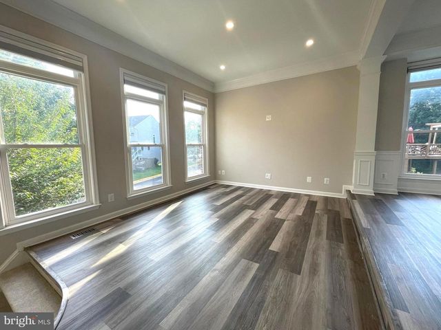 47616 WATKINS ISLAND SQ, Sterling, VA 20165