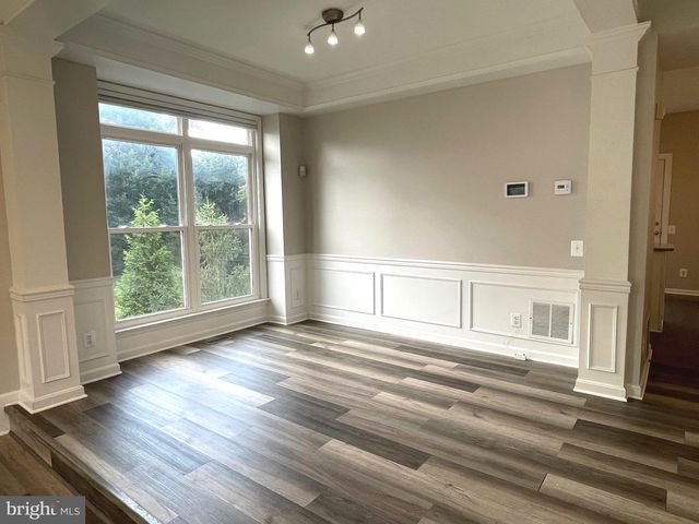 47616 WATKINS ISLAND SQ, Sterling, VA 20165