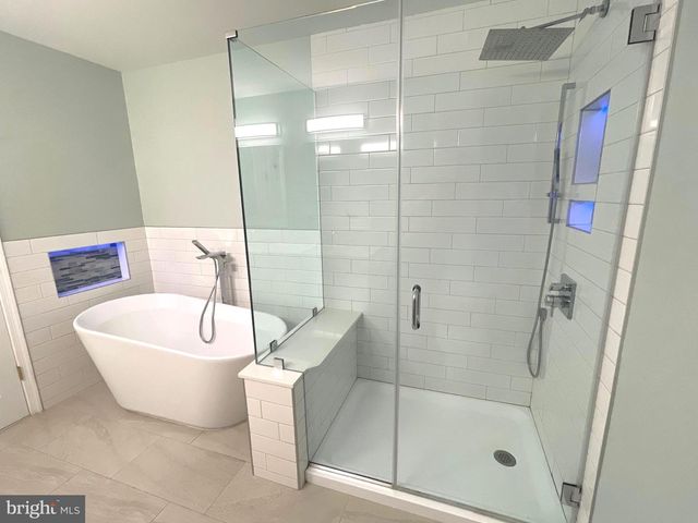 47616 WATKINS ISLAND SQ, Sterling, VA 20165