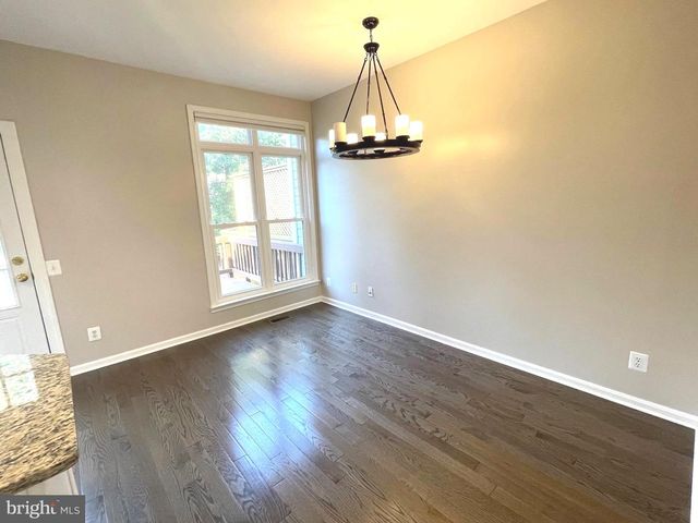 47616 WATKINS ISLAND SQ, Sterling, VA 20165