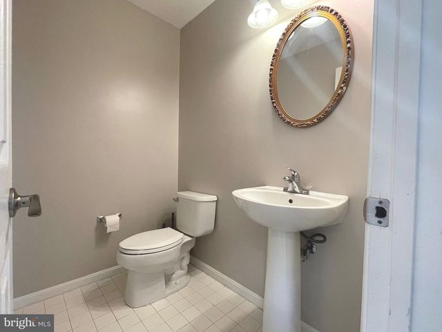 47616 WATKINS ISLAND SQ, Sterling, VA 20165