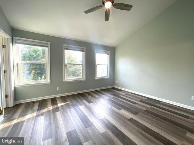 47616 WATKINS ISLAND SQ, Sterling, VA 20165